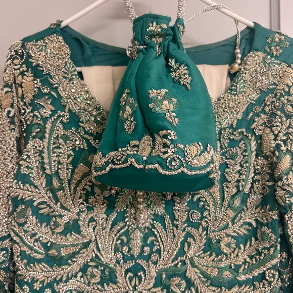 Bridal maxi Pakistani Indian dress in new condition - Picture 13 of 13